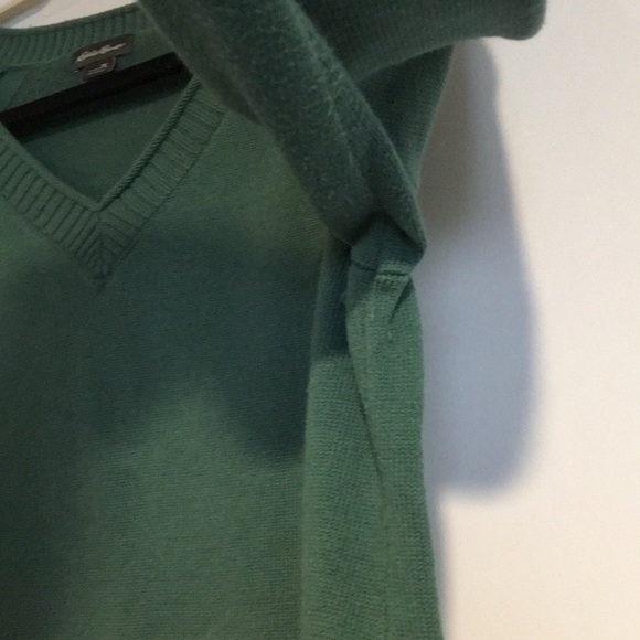 Eddie Bauer green V-neck cotton sweater LP - Picture 4 of 6